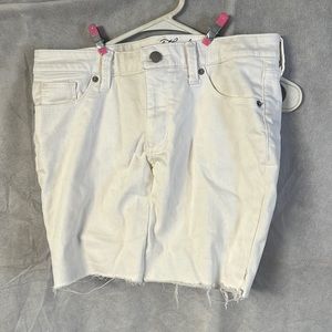 White denim Universal Threads skirt Size4/27R